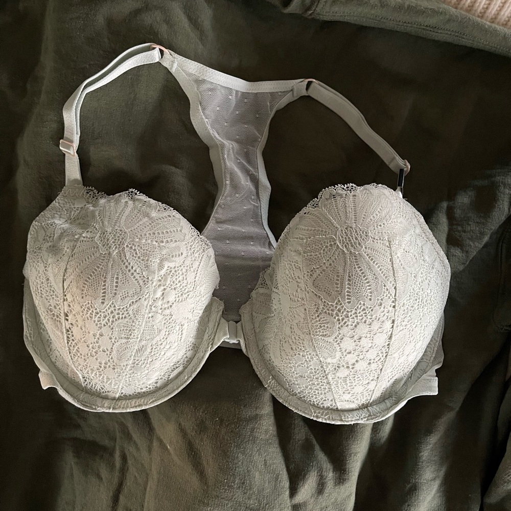 Victoria's Secret Lace Full-Coverage Bra